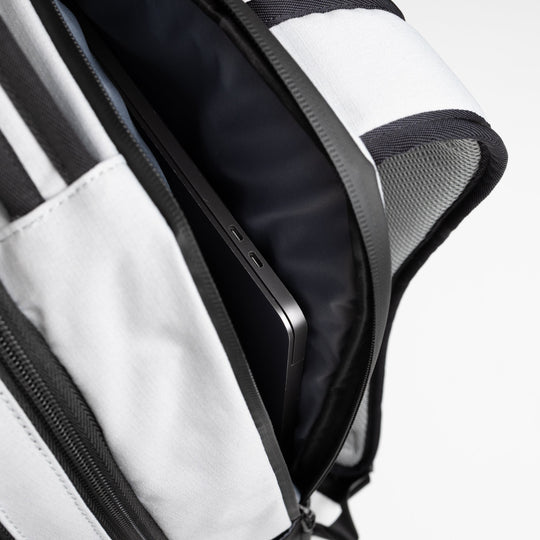 Oregon State A2 Backpack - Moon Gray