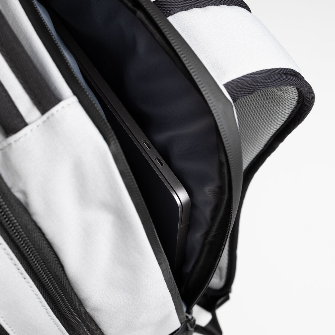 Texas A2 Backpack - Moon Gray